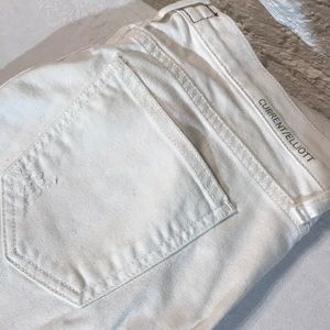 Current/Elliot Distressed White Jeans